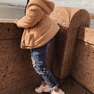 Meet your Posher, Anastasio